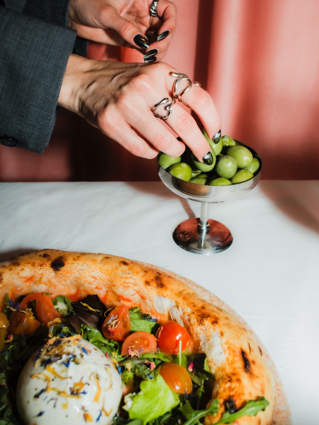 Instagram post from lovebirdspizza. This post is in position 0.